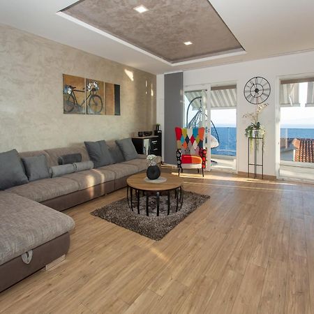Apartments Aqua トロギール 部屋 写真
