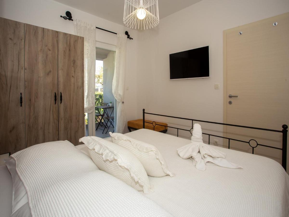 Apartments Aqua トロギール エクステリア 写真