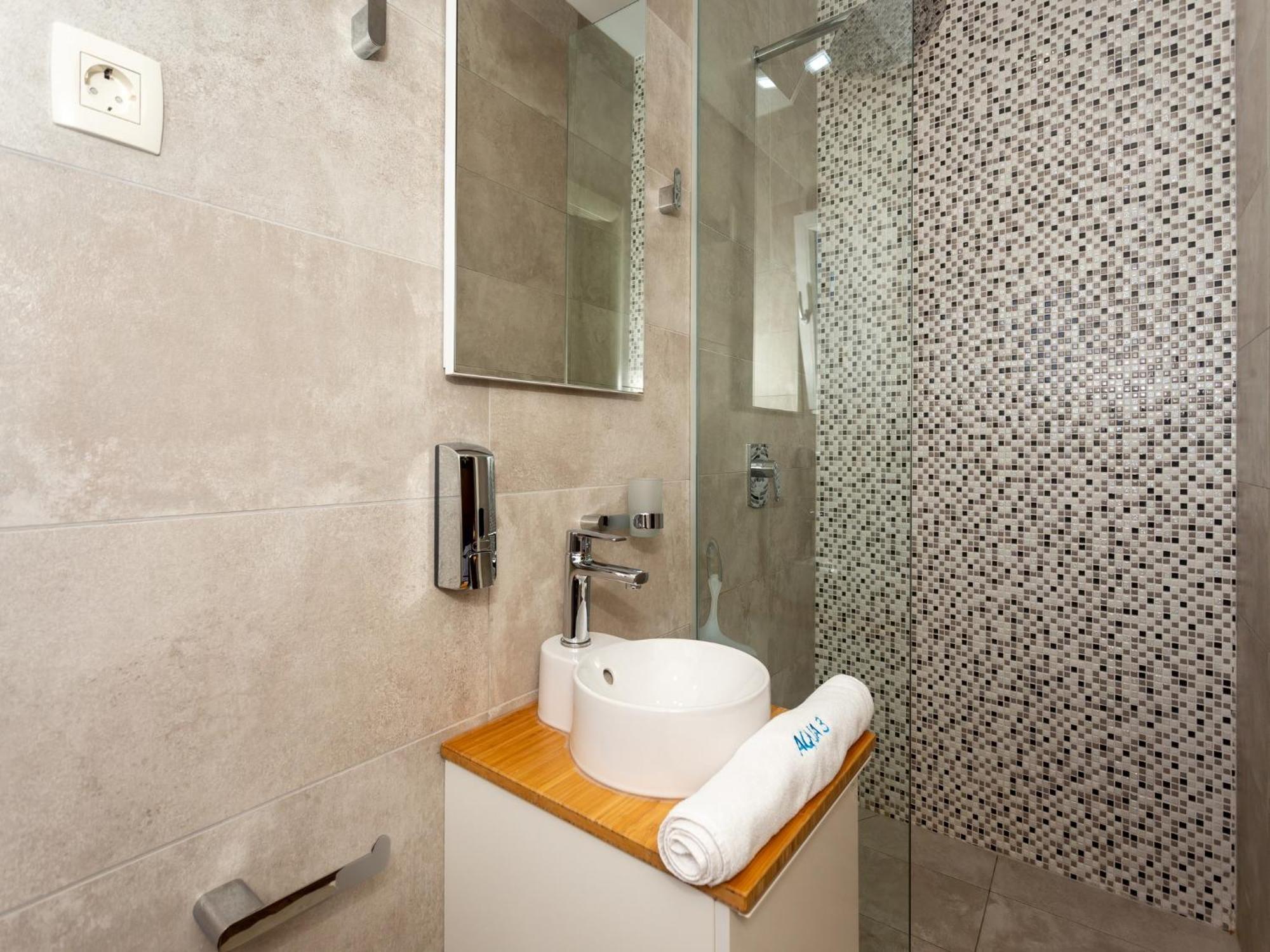 Apartments Aqua トロギール 部屋 写真